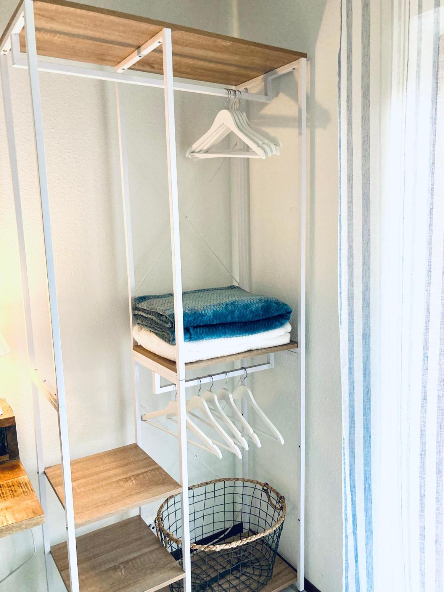 Seebrise Ferienwohnung, Auszeit In Ruhiger Lage, Bodensee Naehe, Privatparkplatz, Wlan, Smart Tv Rielasingen-Worblingen ภายนอก รูปภาพ