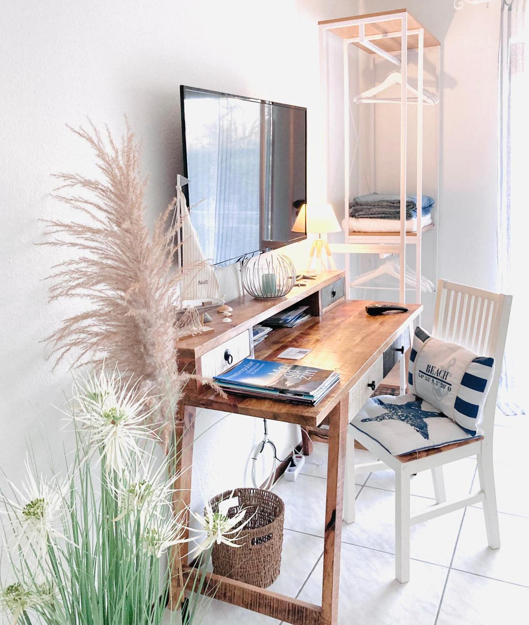 Seebrise Ferienwohnung, Auszeit In Ruhiger Lage, Bodensee Naehe, Privatparkplatz, Wlan, Smart Tv Rielasingen-Worblingen ภายนอก รูปภาพ